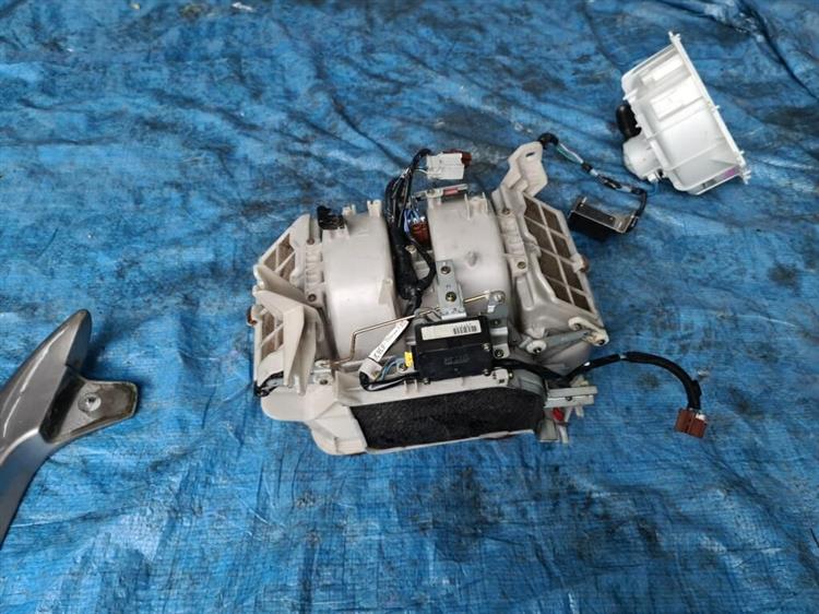 Мотор печки Хонда Легенд в Кисловодске 206136
